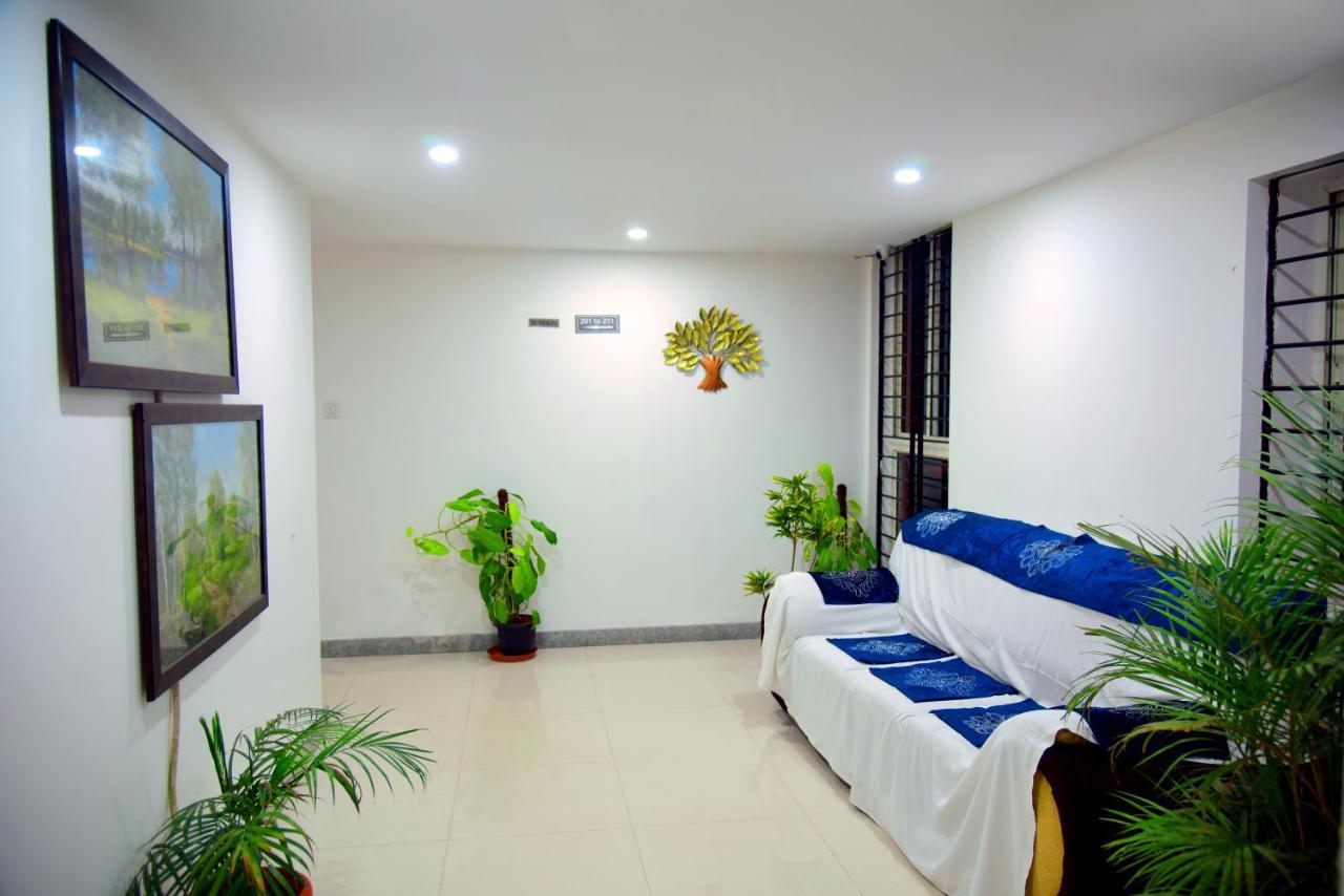 Hotel Housefinch Residency Dod Jala Екстериор снимка