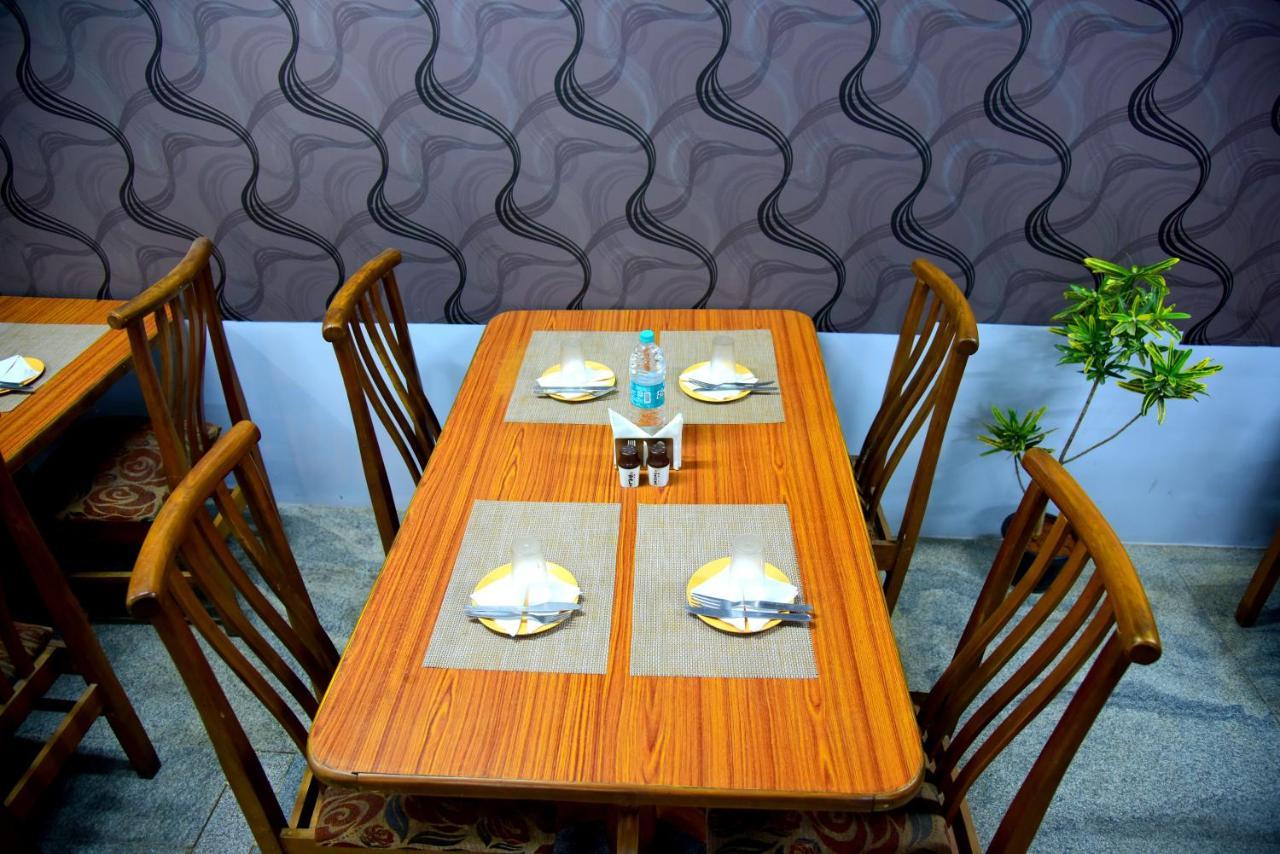 Hotel Housefinch Residency Dod Jala Екстериор снимка