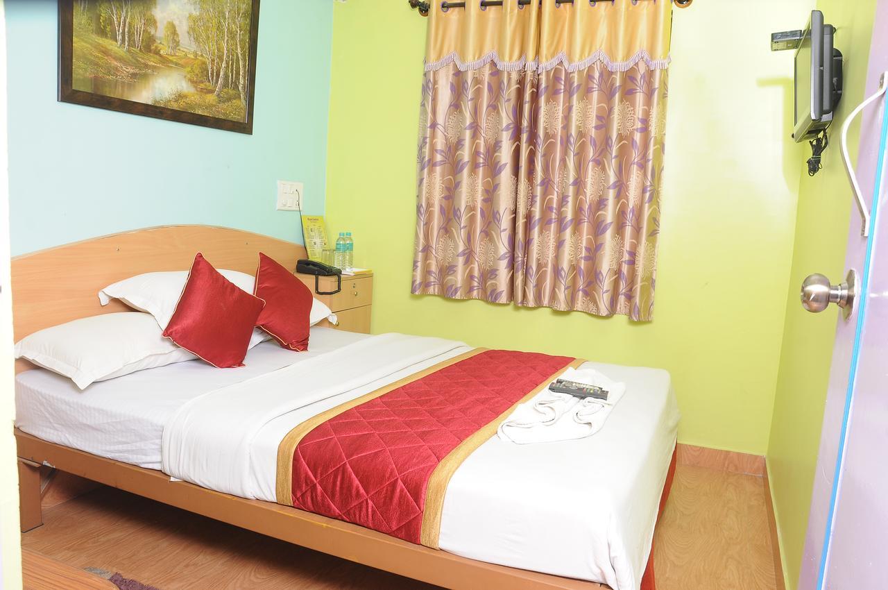 Hotel Housefinch Residency Dod Jala Екстериор снимка
