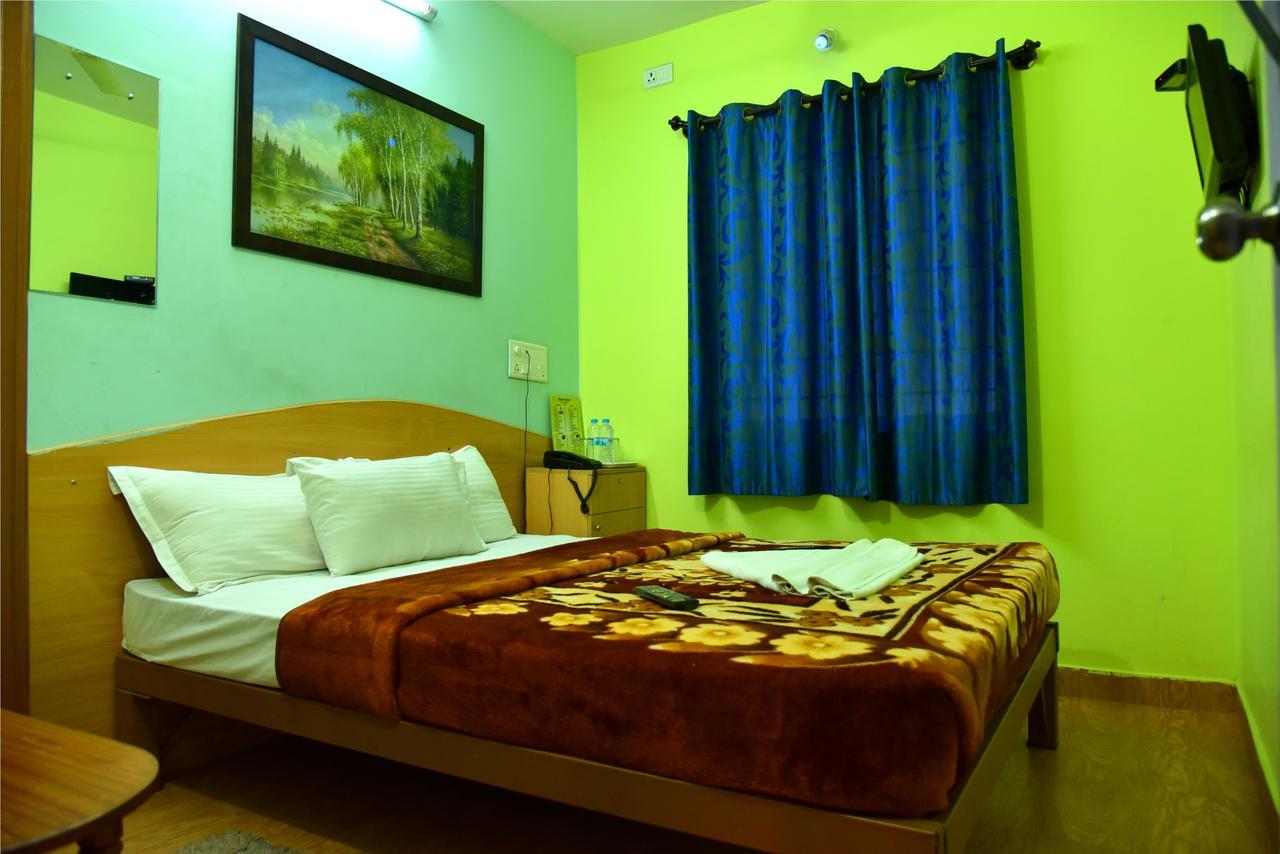 Hotel Housefinch Residency Dod Jala Екстериор снимка