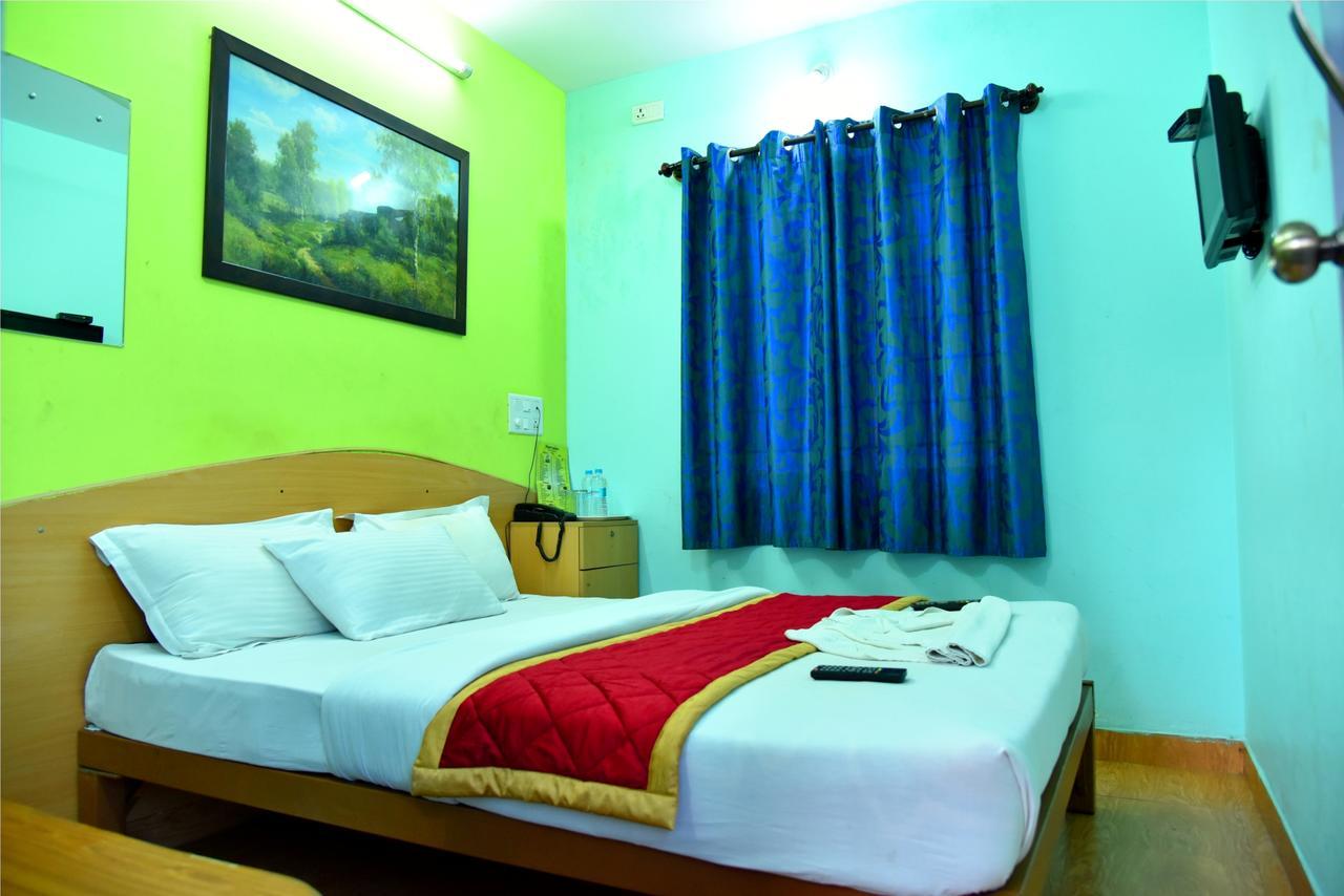 Hotel Housefinch Residency Dod Jala Екстериор снимка
