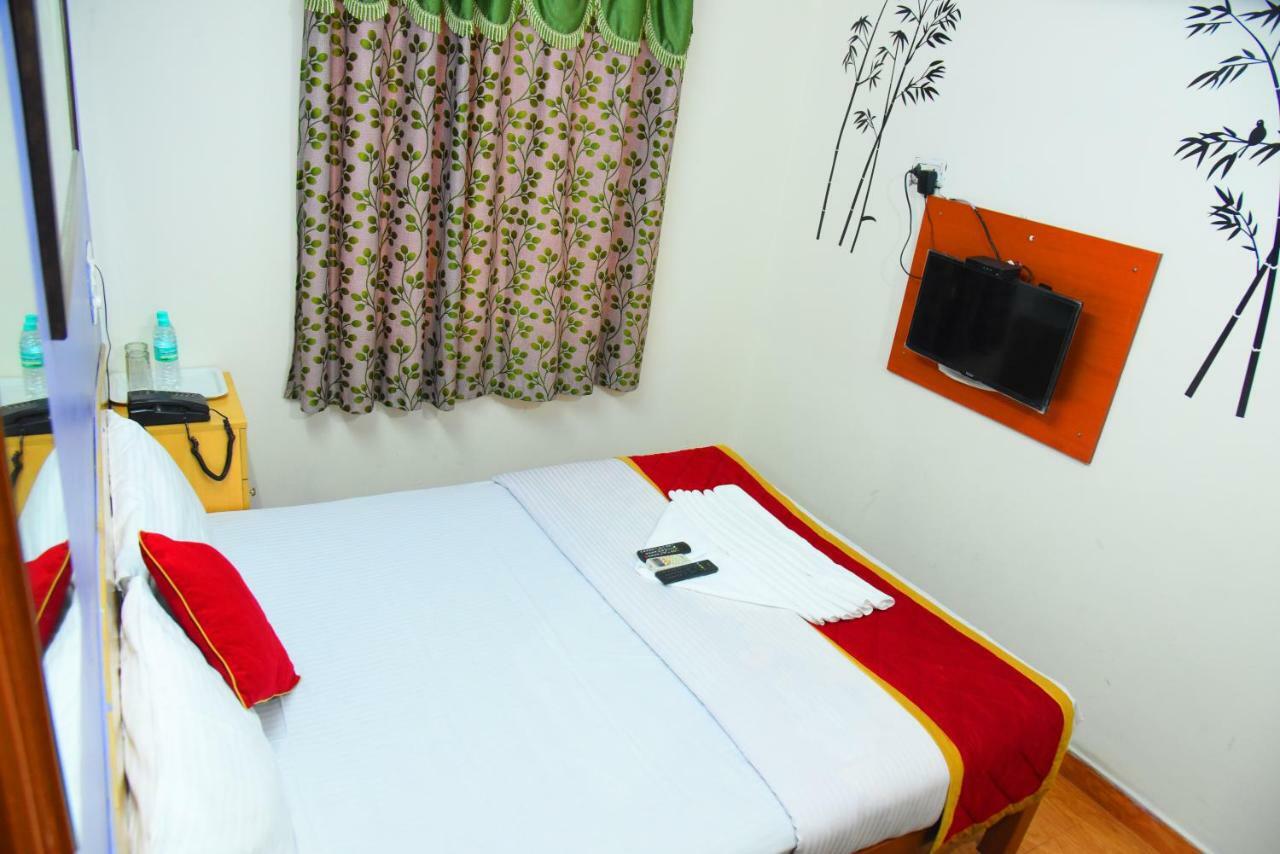 Hotel Housefinch Residency Dod Jala Екстериор снимка