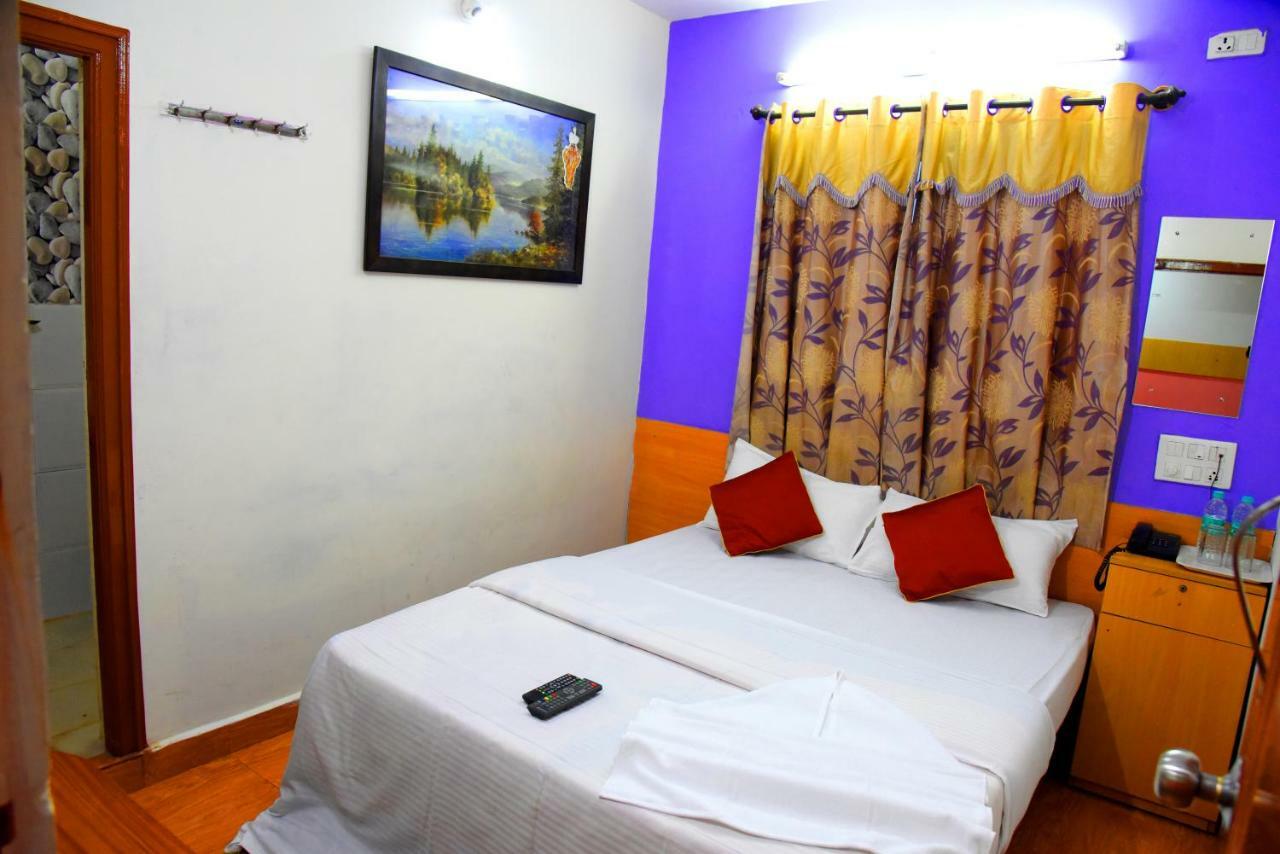 Hotel Housefinch Residency Dod Jala Екстериор снимка