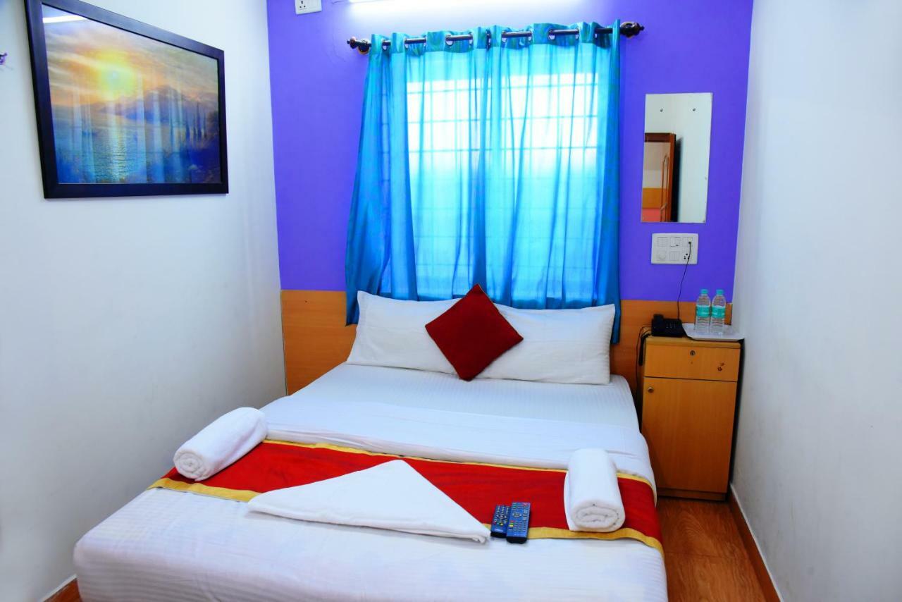 Hotel Housefinch Residency Dod Jala Екстериор снимка